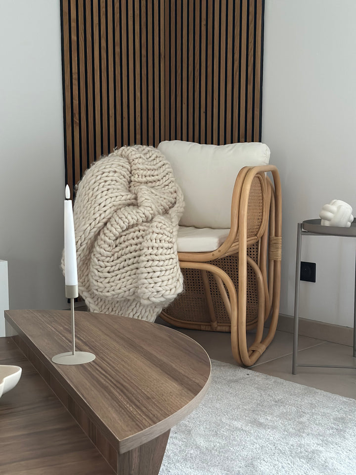 MOROTAI Lænestol i naturlig rattan og beige stof