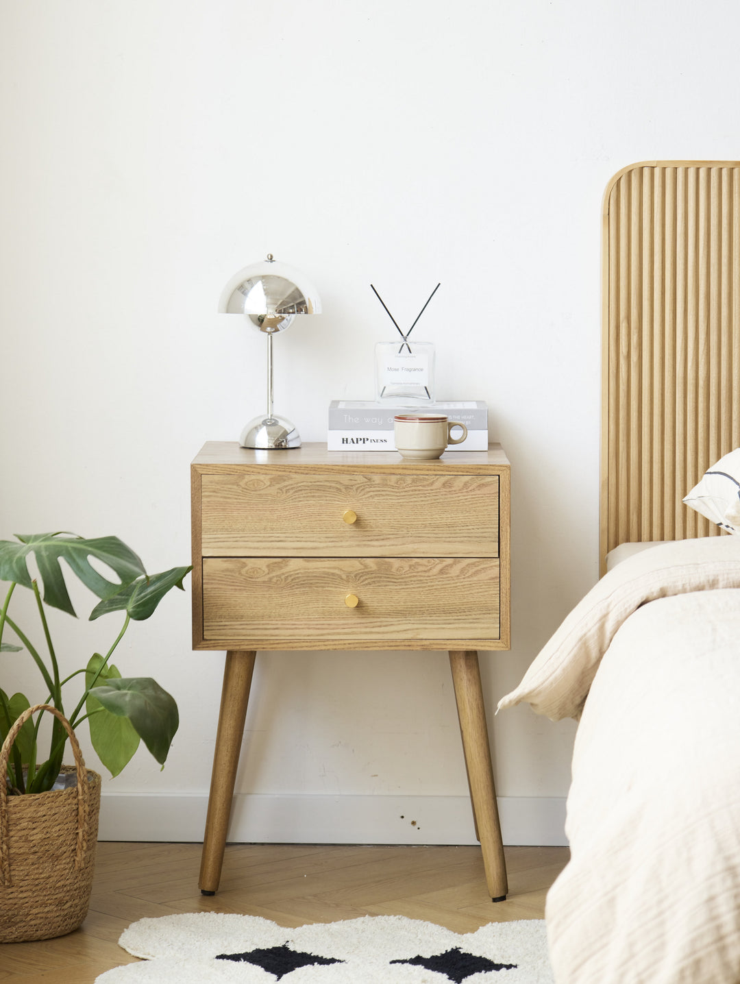 TONDER sidebord med skuffer – skandinavisk design og naturlig varme