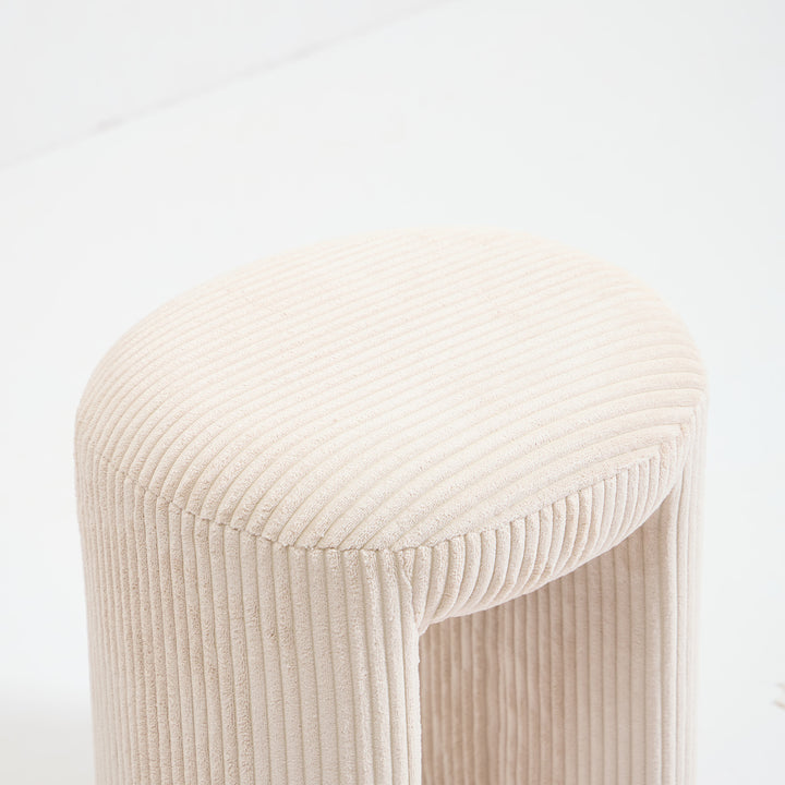 NAGA Beige Velour Puf til Stuen