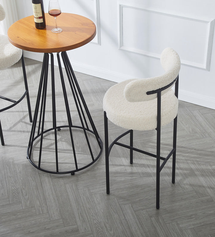 TABLARS Sæt med 2 metalbarstole i hvid bouclé