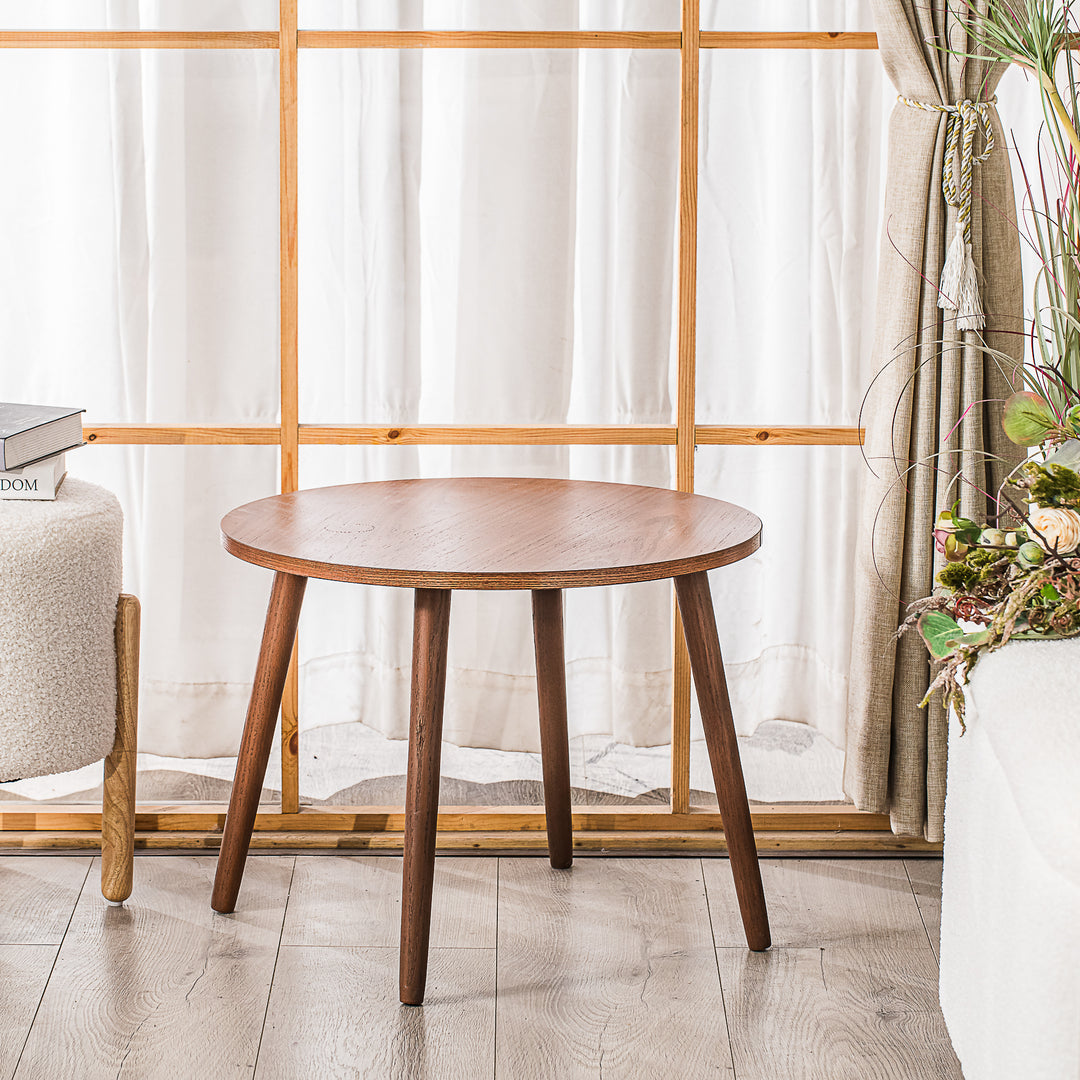 GINZA sidebord i massivt træ med valnøddefinish