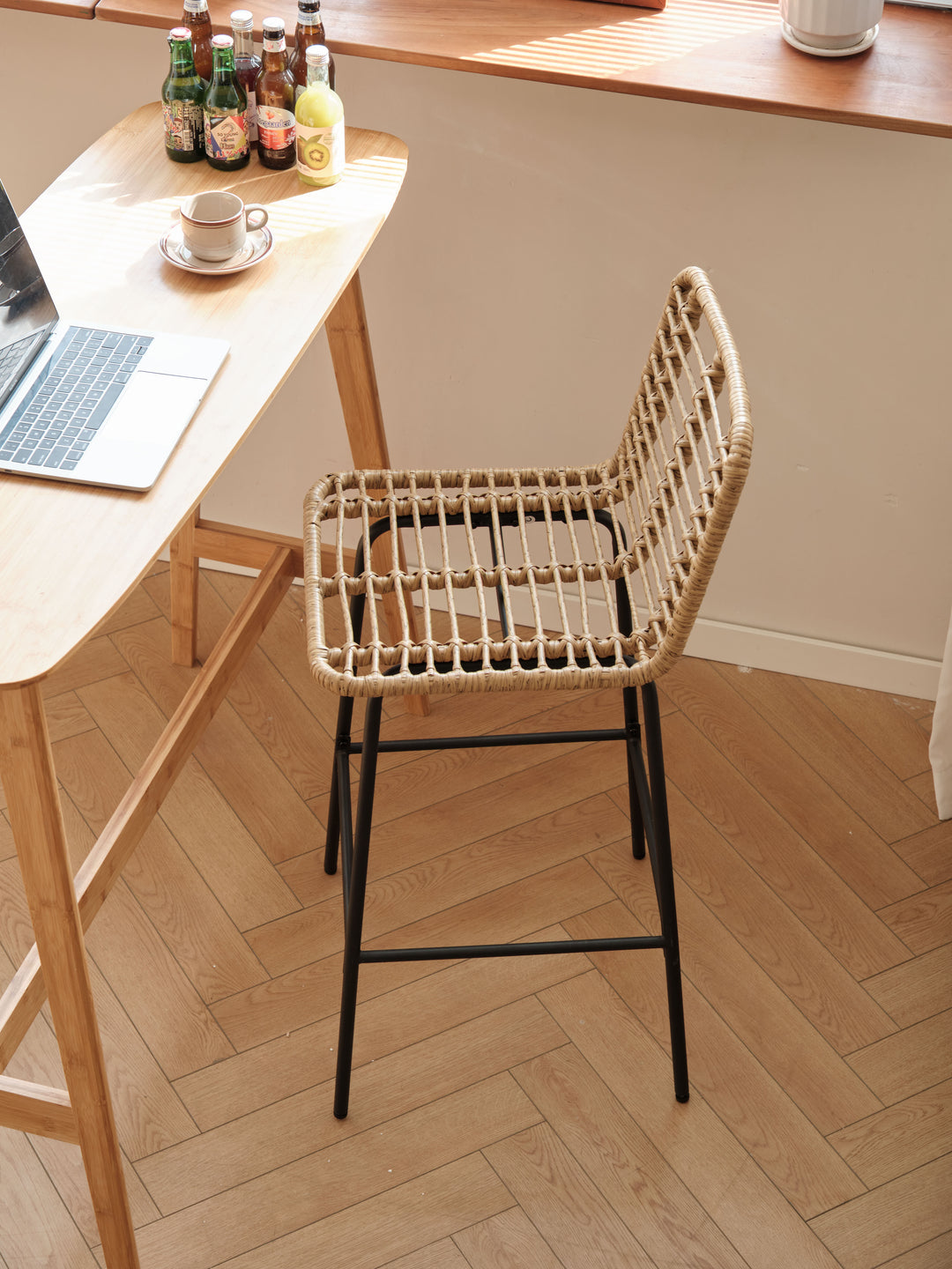 TABBANGKOK sæt med 2 barstole i metal og rattan