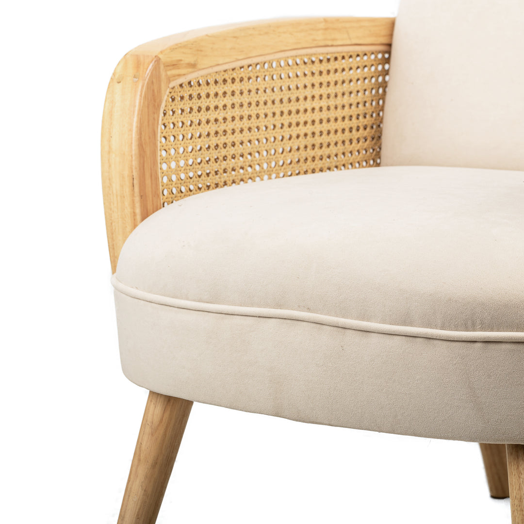 CALVI Loungestol i træ og beige rør