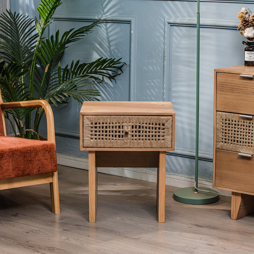 TOLEDO sidebord med skuffe – naturlige detaljer og skandinavisk design