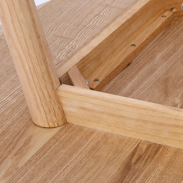 TRADITION spisebord i fyrretræ – naturlig varme og rustikt design