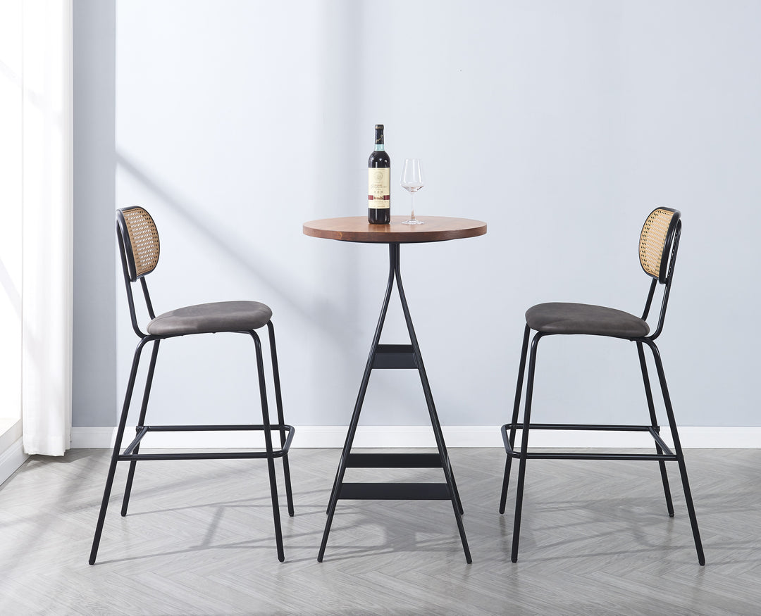 TABOREBRO et af 2 industrielle barstole med rattan