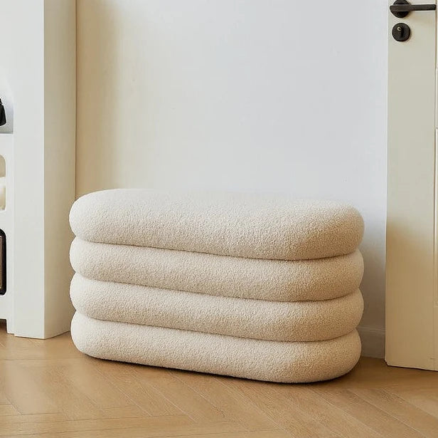 UPPSALA bænk i bouclé – blød komfort og moderne design