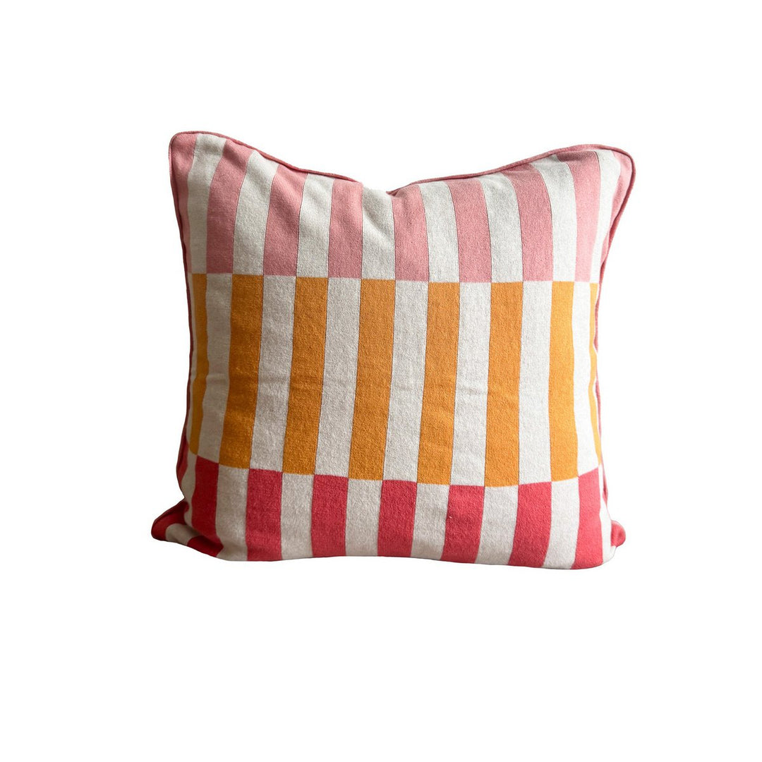 Mojo pillow-cover pink, blød jacquard strikket bomuld.