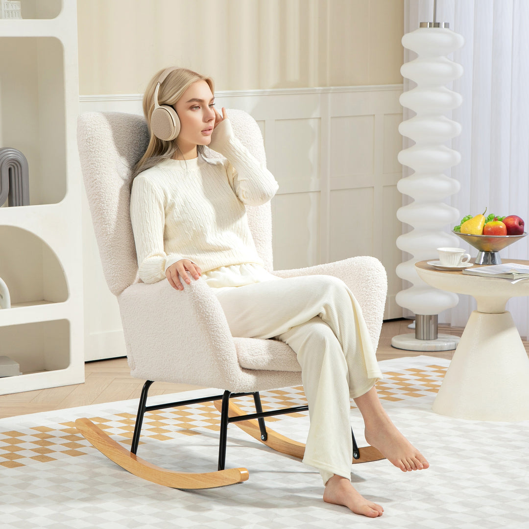 Gyngestol, hyggeligt betræk, tyk polstring, lændehynde, skridsikker, cremehvid