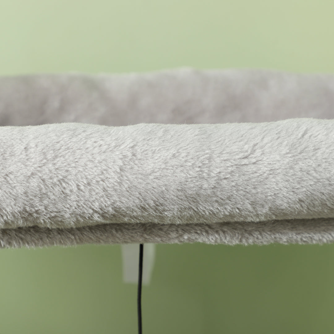 132 Cm kradsetræ med kradsetræer, seng, hus, hoppeplatforme, plejebørste, lysegrå