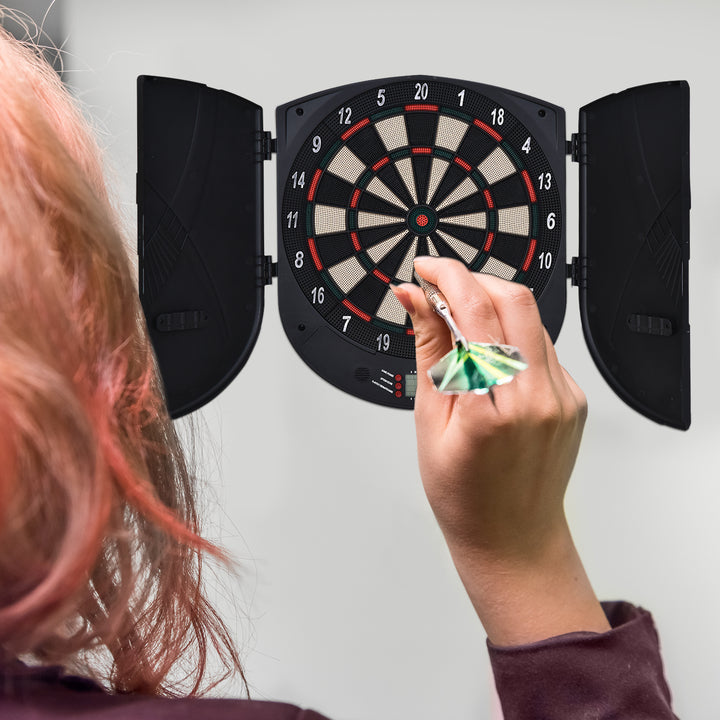Elektronisk dartskive med stemmemeddelelser (engelsk stemme), LED-displays, 6 dart, 26 spil, 185 variationer, dartmaskine med dør, dartskivesæt til op til 8 spillere