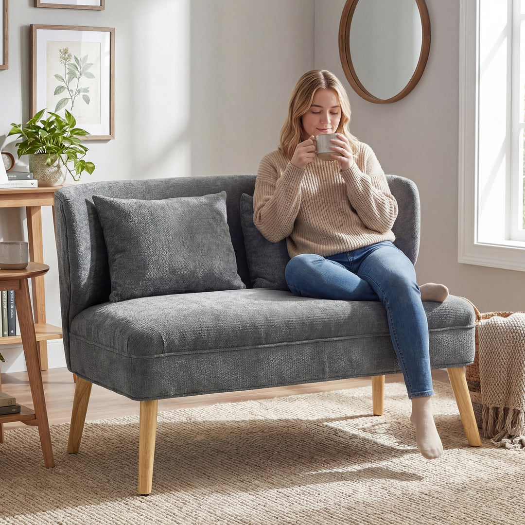 2-personers sofa, lille chenillesofa med ryglæn, tykt sæde, gummitræfødder, grå