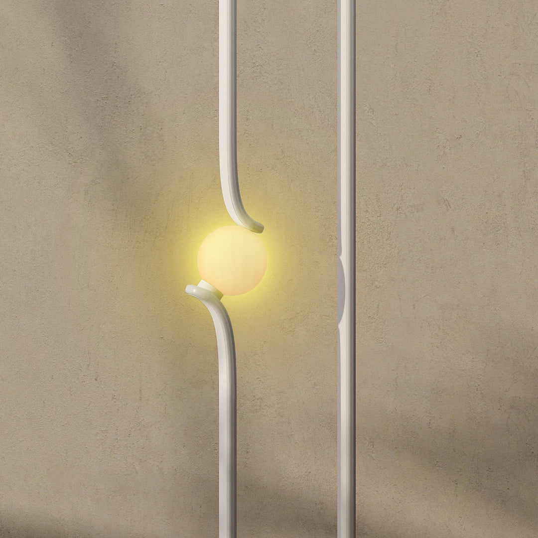 Led-gulvlampe, nodedesign, glasskærm, metal, plastik, hvid