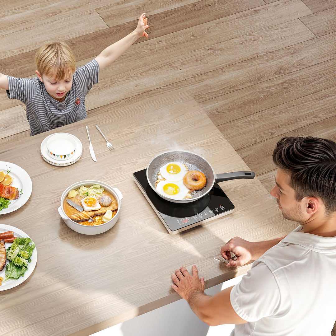 Induktionskogeplade med 10 temperaturniveauer, touchpanel, sort