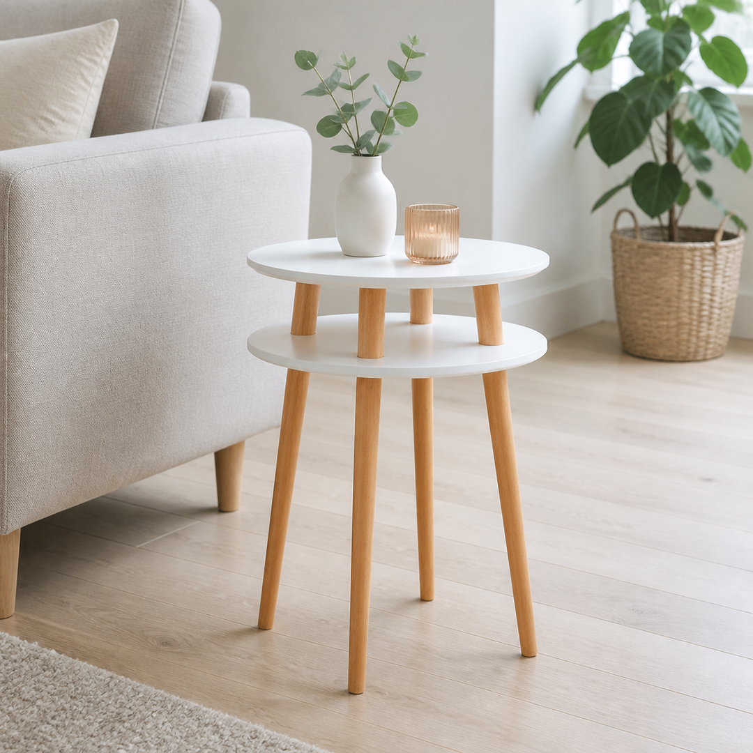 UFO Sidebord diameter 45cm x H 61cm - Hvid – hero i naturlig brug