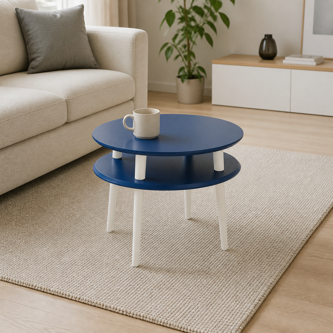 UFO Sofabord diameter 57cm x H 45cm - Marineblå / Hvide ben – hero i naturlig brug