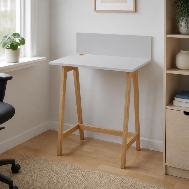 LUKA Asketræ Skrivebord 65x50cm / Lysegrå – anden naturlig anvendelse eller vinkel