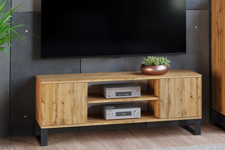 Lav TV-kommode, naturfarvet, højde 49 cm, bredde 135 cm, dybde 40 cm