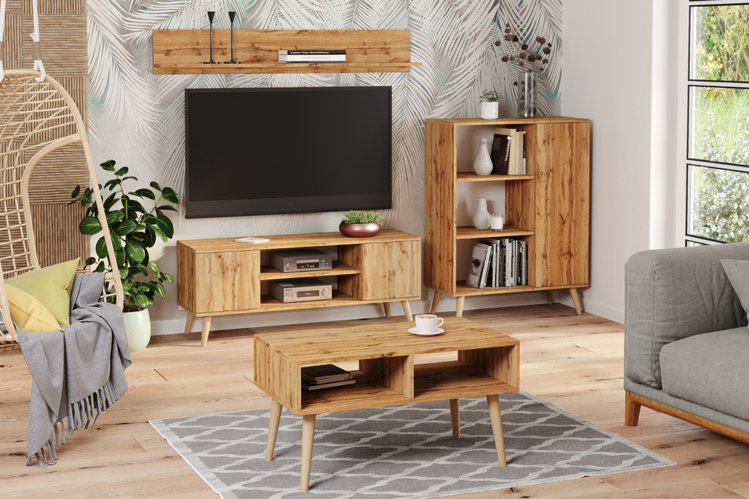 Lav TV-kommode, naturfarvet, højde 50 cm, bredde 135 cm, dybde 40 cm