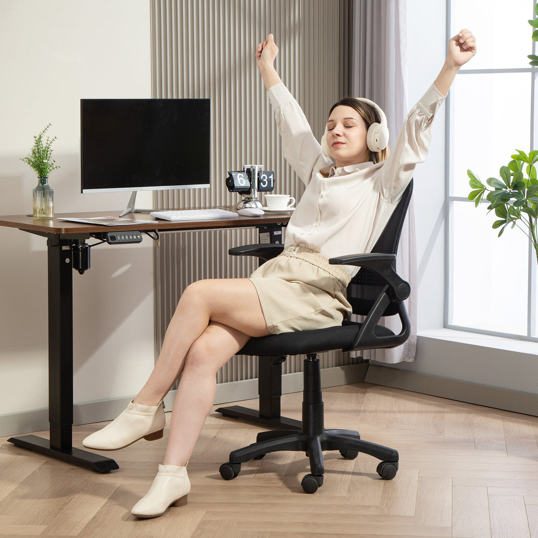 Åndbar netkontorstol, ergonomisk drejestol med foldbare armlæn og lændestøtte, sort