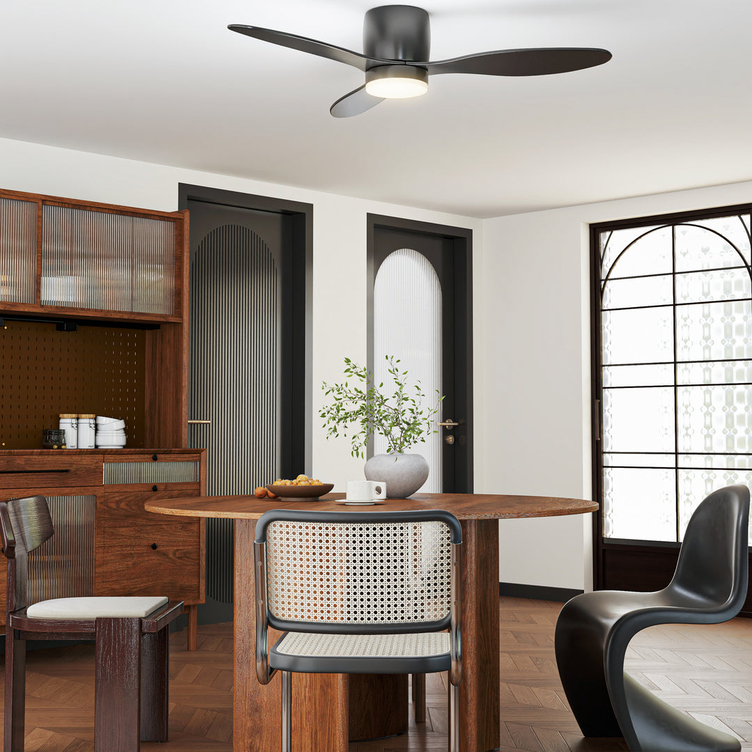 Loftsventilator med lampe og fjernbetjening, 3 lysfarver, 6 hastigheder, justerbar lysstyrke, sort