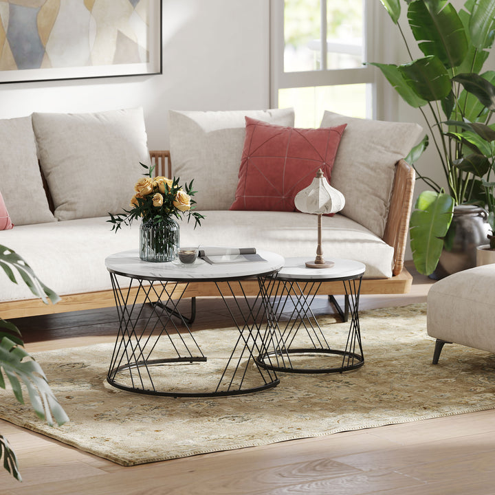 Sæt med 2 sofaborde i marmorlook af spånplade til stue, indskudsborde, hvide