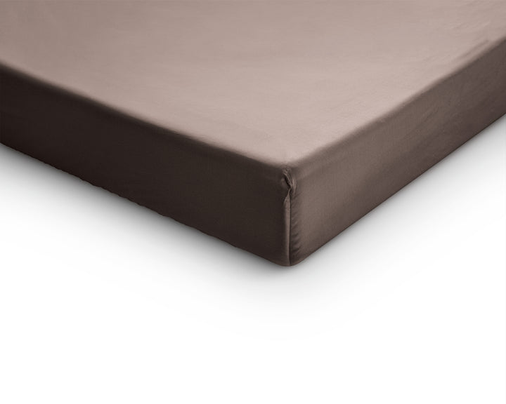 Lagen i satin til topmadras, taupe 160 x 200 cm