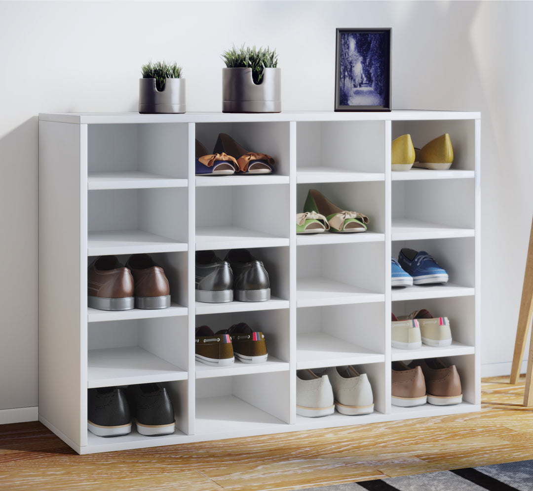 Stilfuld skoreol med plads til 20 par sko, hvid