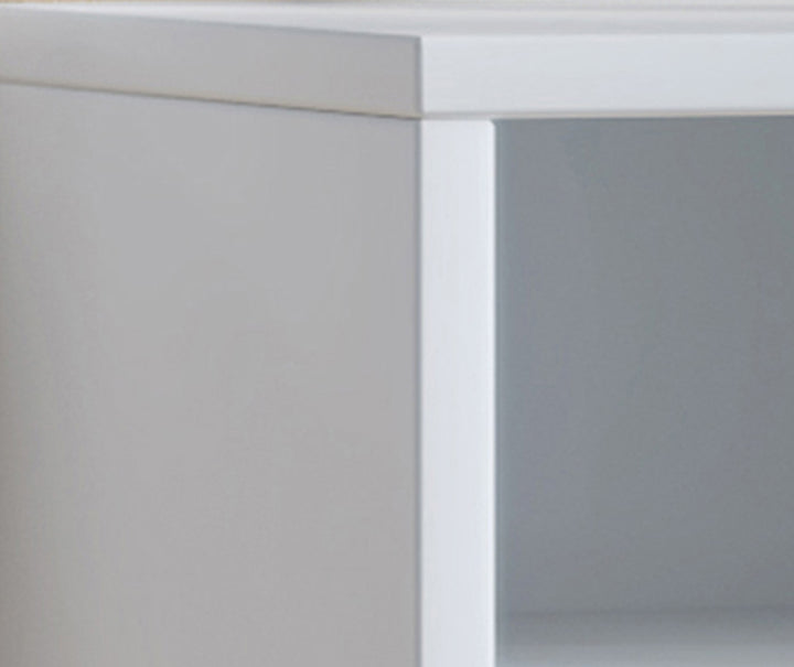 Stilfuld skoreol med plads til 20 par sko, hvid