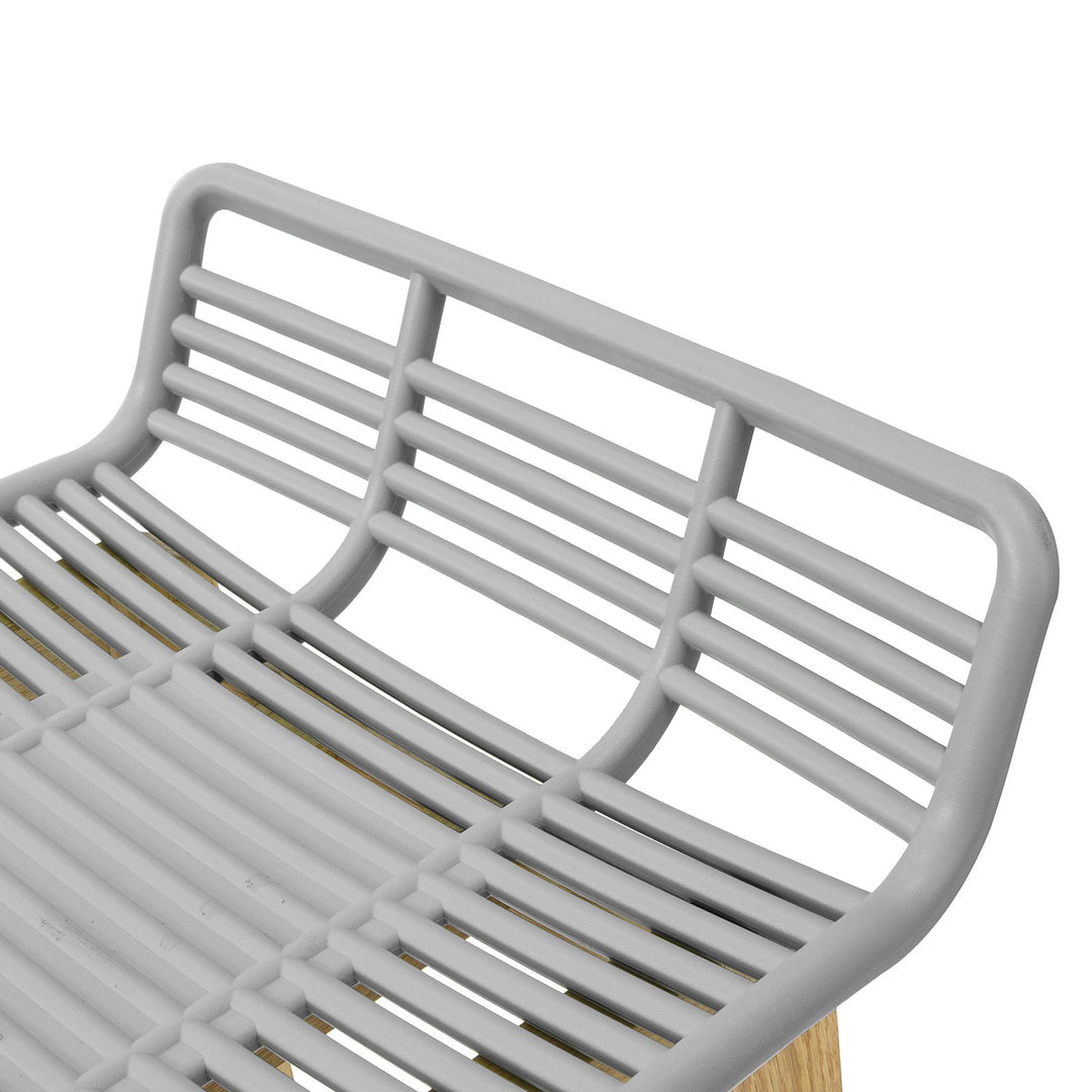 Moderne køkkenstol i træ, grå