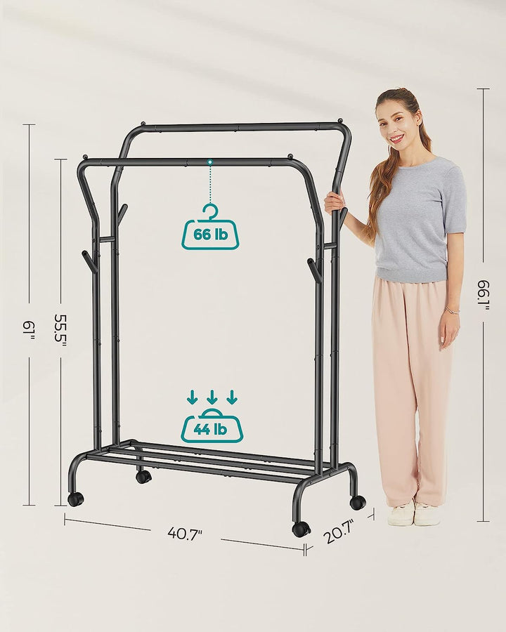 Skab et ryddeligt og indbydende look med dette tøjstativ, stål, sort